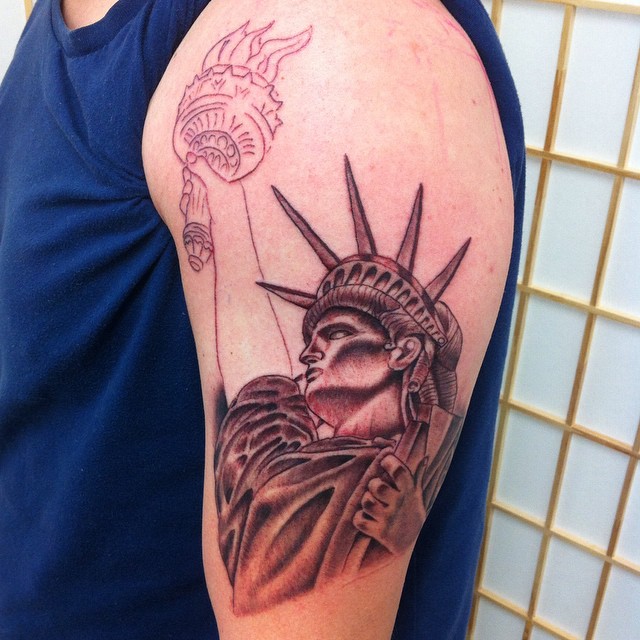 Made a start to a New York inspired sleeve today